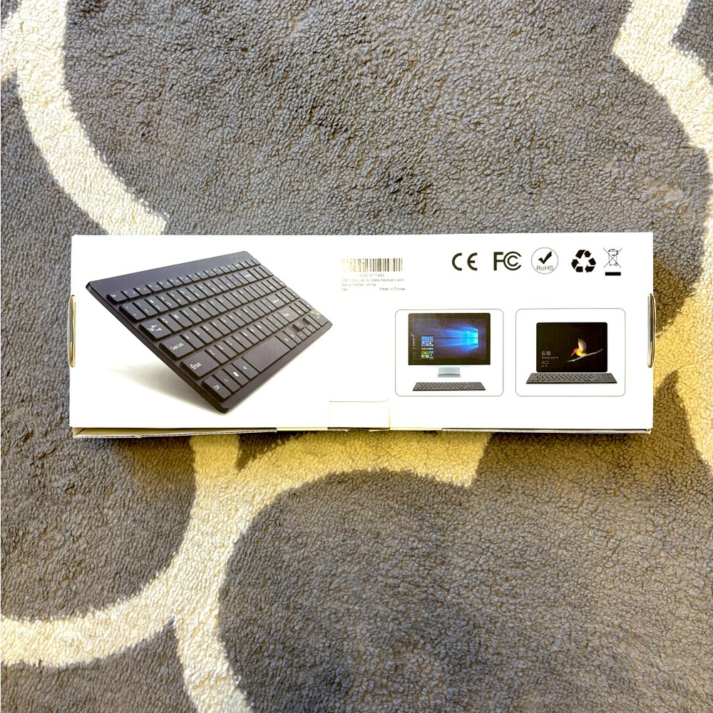 New In Box White Wireless Keyboard & Mouse - Picture 4 of 7